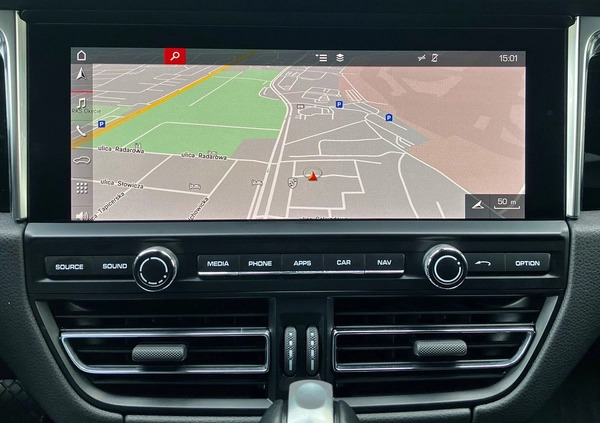 Porsche Macan cena 229000 przebieg: 95907, rok produkcji 2019 z Bytów małe 781